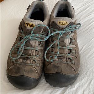 Keen Targhee II size 8.5